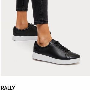 Fitflop “Rally” Leather Sneakers Black/White Size 8